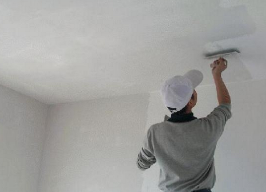 乳膠漆，硅藻泥，壁紙三者如何選擇?