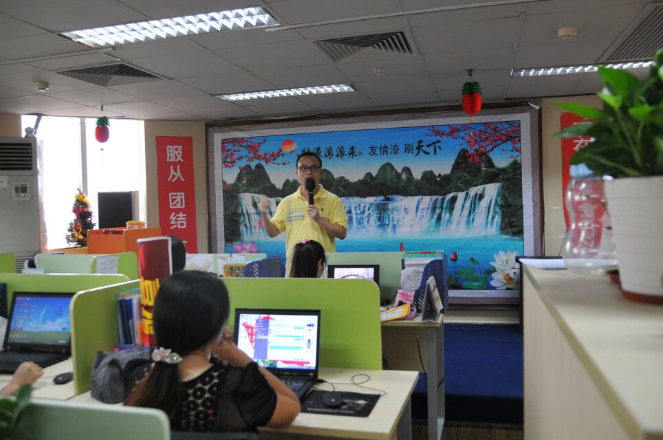 堅持不棄,奮力沖刺全年目標(biāo)任務(wù) 堅持不棄,奮力沖刺全年目標(biāo)任務(wù)