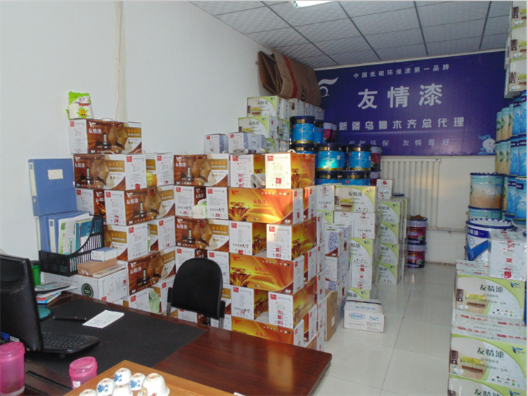 冒高溫戰(zhàn)酷暑,友情漆代理確保工程按時完工 冒高溫戰(zhàn)酷暑,友情漆代理確保工程按時完工