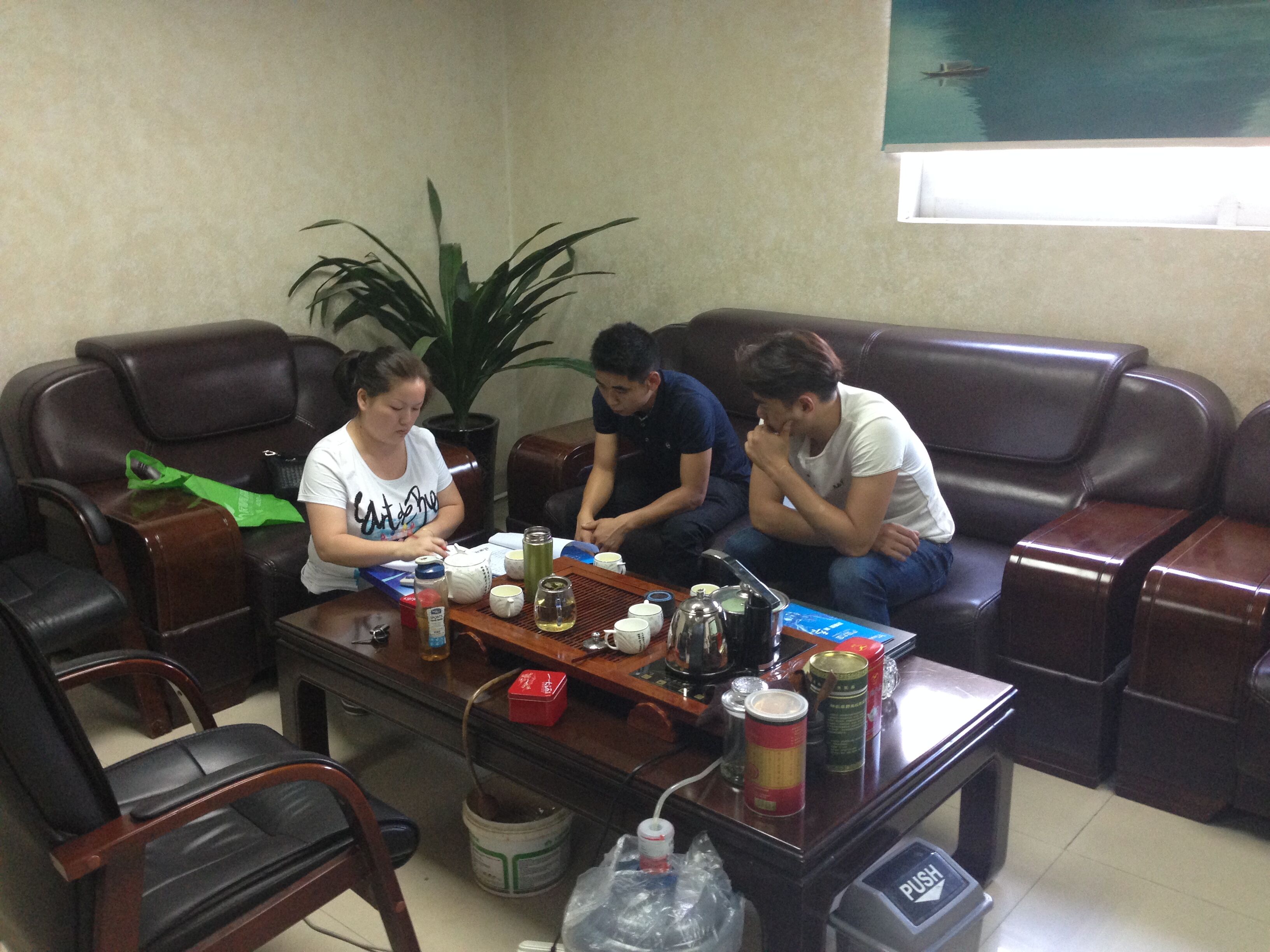 真誠付出有口碑,贏得市場客戶心 真誠付出有口碑,贏得市場客戶心